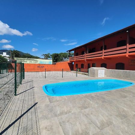 אובטובה 0001.03 - Maranduba - Apto - 2 Dormitorio - 8 Pessoas - 2 Quadras Do Mar - Piscina - Wi-Fi מראה חיצוני תמונה