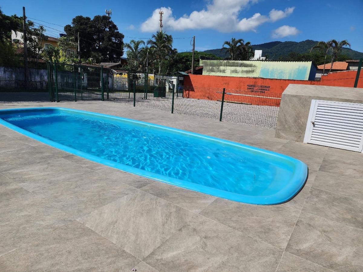 אובטובה 0001.03 - Maranduba - Apto - 2 Dormitorio - 8 Pessoas - 2 Quadras Do Mar - Piscina - Wi-Fi מראה חיצוני תמונה